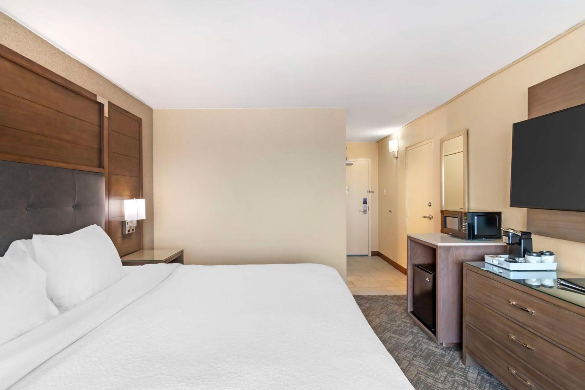 Best Western Premier Kansas City Sports Complex Hotel Exterior foto