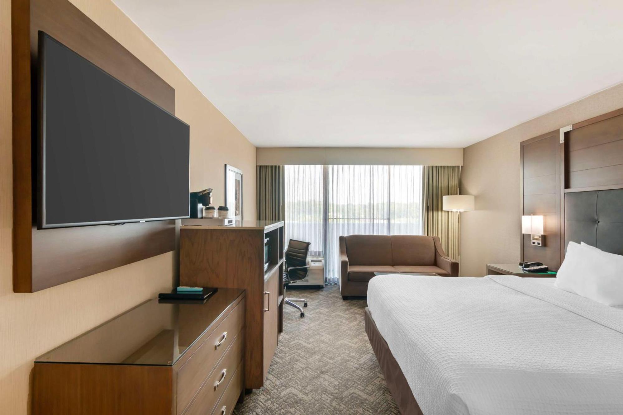 Best Western Premier Kansas City Sports Complex Hotel Exterior foto